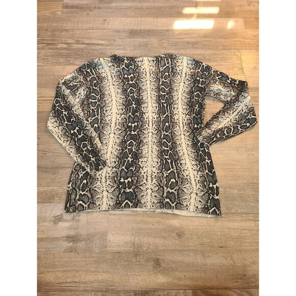 Cyrus medium women's snake print thin knit sweater - Picture 3 of 9